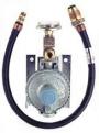 TRIDENT PROPANE REGULATOR WALL MOUNT WITH GAUGE BRACKET & PIGTAIL