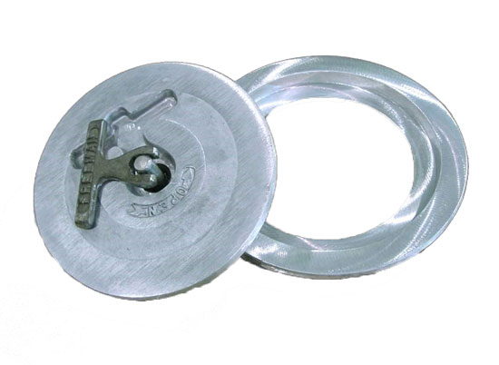 FREEMAN ROUND HATCH COMPLETE WITH STEEL RING 12" DIAMETER OPENING