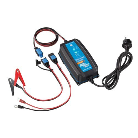 BLUE SMART IP65 CHARGER 24/13(1) 230V CEE 7/16