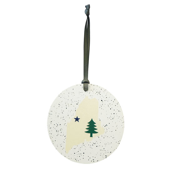 1901 STATE OF MAINE PAINTED WOOD ORNAMENT