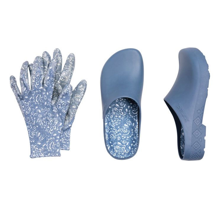 MUK LUKS&REG WOMEN'S DENIM FLORAL GARDEN CLOG & GLOVE SET